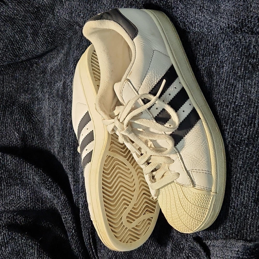Classic Adidas clam toe